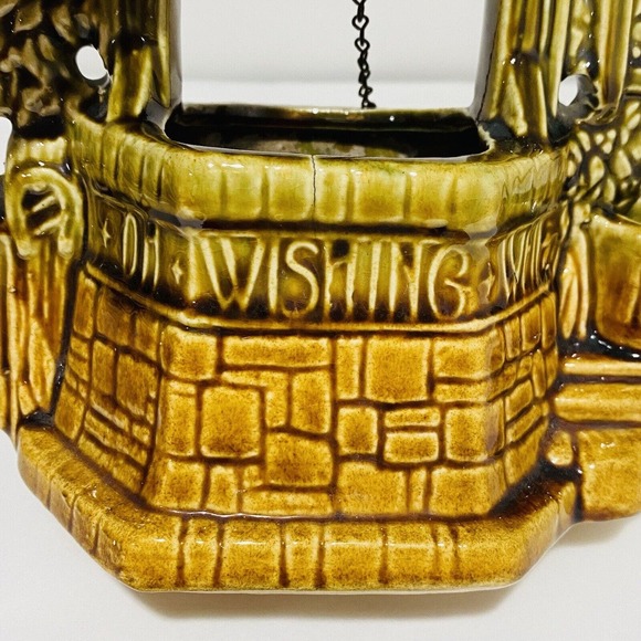 McCoy USA Art Pottery Wishing Well Small Planter Vase with Original Chain - Picture 5 of 9